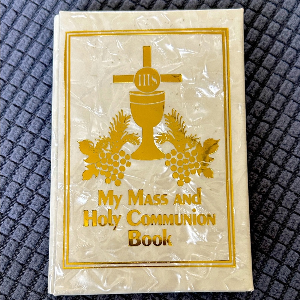 Girls MyMass and Holy Communion Book Mother of Pearl leather like hardcover